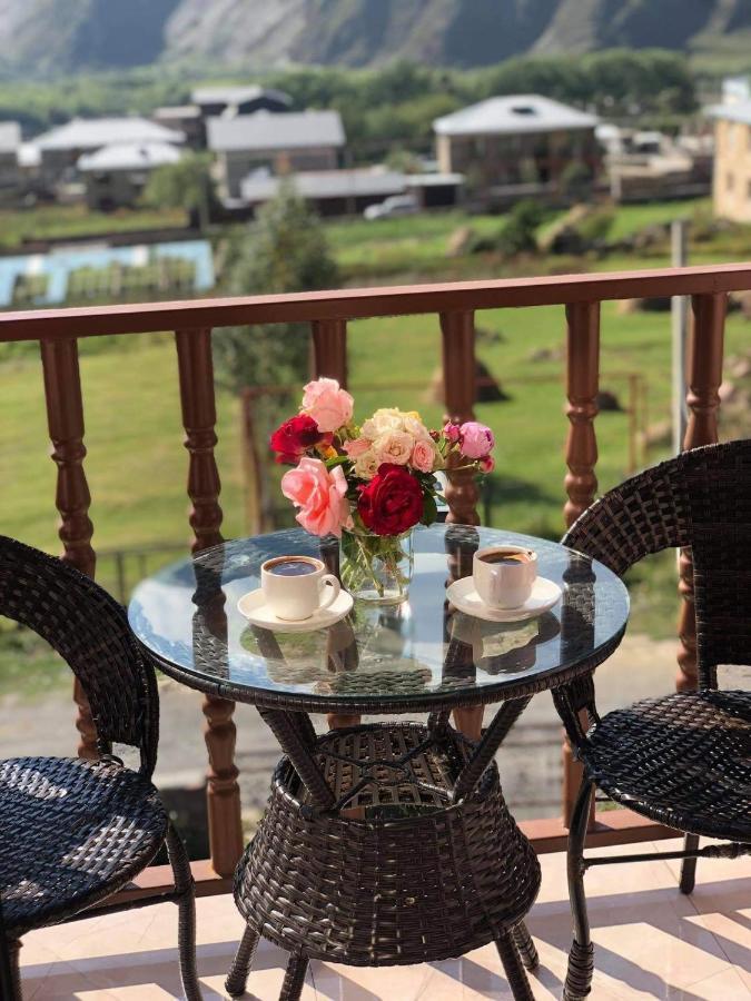 Hotel Diamond Kazbegi Exterior foto