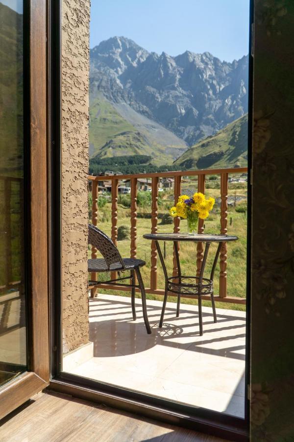 Hotel Diamond Kazbegi Exterior foto